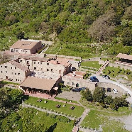 Masseria Rocca Di Gonato Castelbuono  Exterior foto